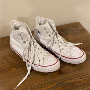 Chuck Taylor hightops - Converse - white